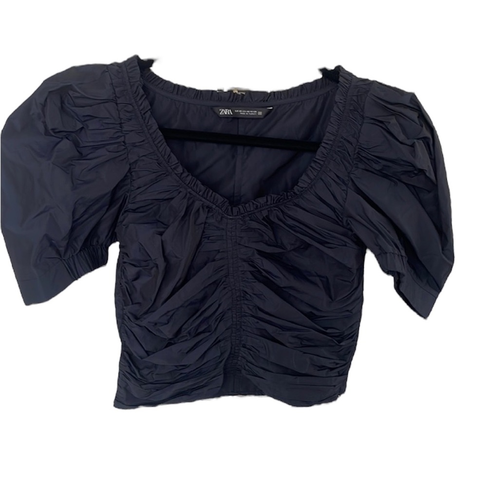 Zara navy blue ruched crop V-neck top. Puffed short sleeves. Size XS